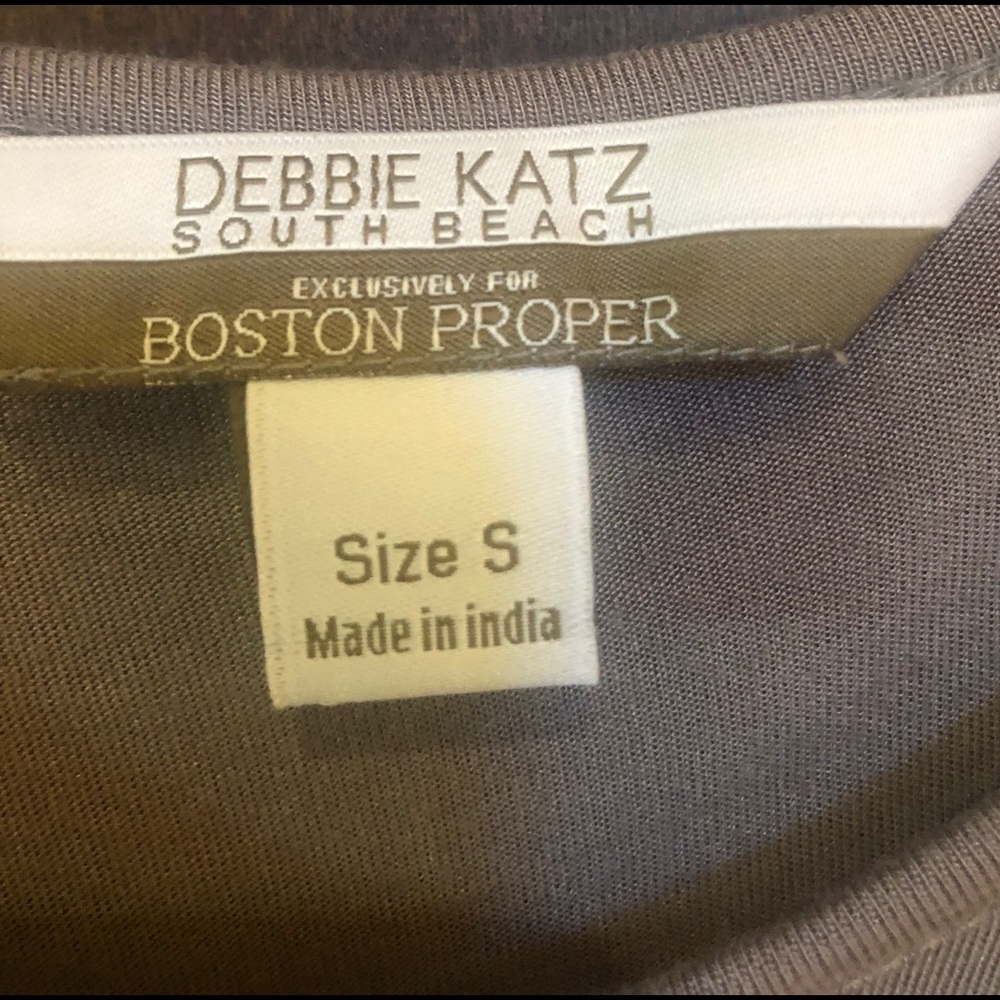 Top - Picture 2 of 3